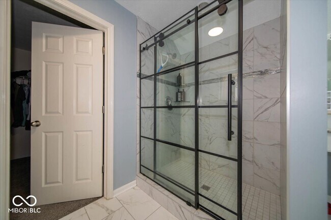 Building Photo - 14402 Wolverton Way