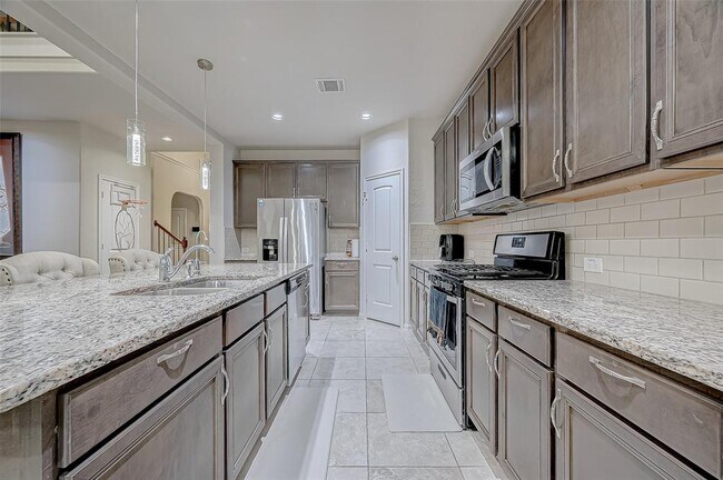 Building Photo - 9815 Corben Creek Ln