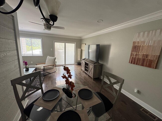 Building Photo - 4736 Walden Pond Dr