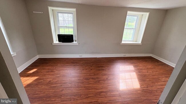 Building Photo - 3679 Pickertown Rd