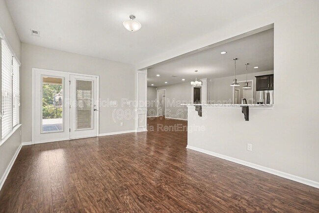 Building Photo - 3527 Arnica Ct