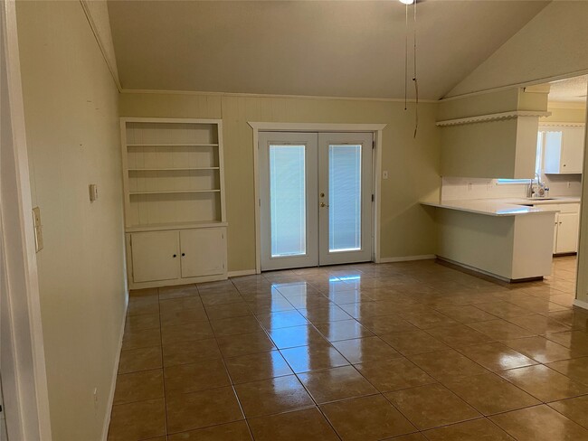 Building Photo - 8306 Springtime Ln