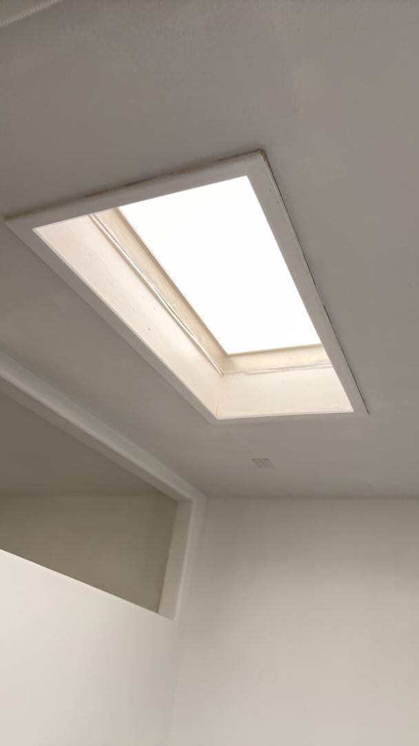 Building Photo - Cute Home