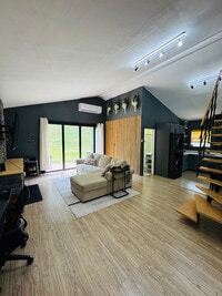 Building Photo - 24 E Winding Hill Rd