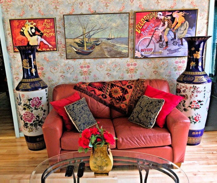 Living room - 111 Causeway Rd