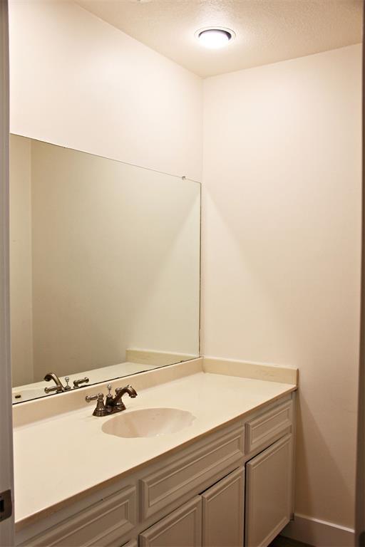 Building Photo - 3616 Arrowhead Cir
