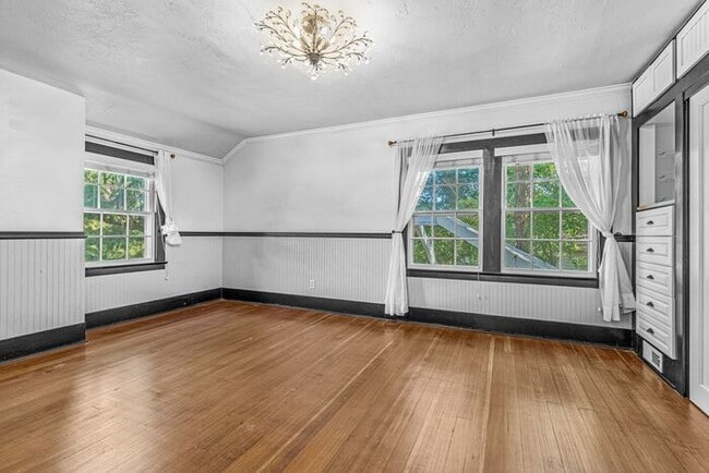 Building Photo - Beautiful Estate for Rent in Ashland