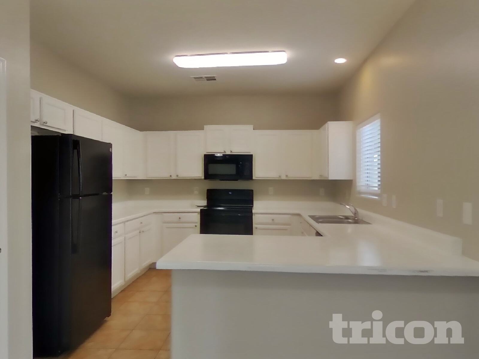 Building Photo - 11418 W Mountain View Dr