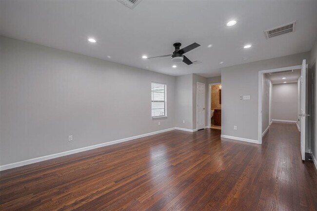 Building Photo - 3206 Arbor St