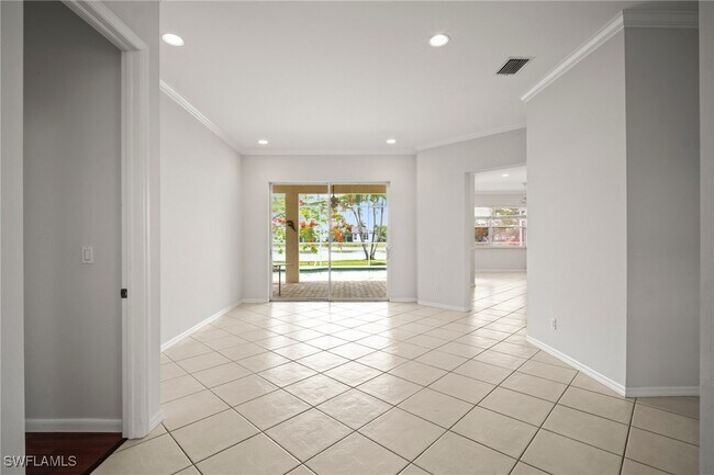 Building Photo - 1072 Port Orange Way