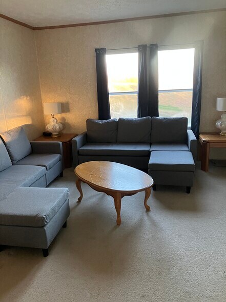 Building Photo - 440 Wade Rd