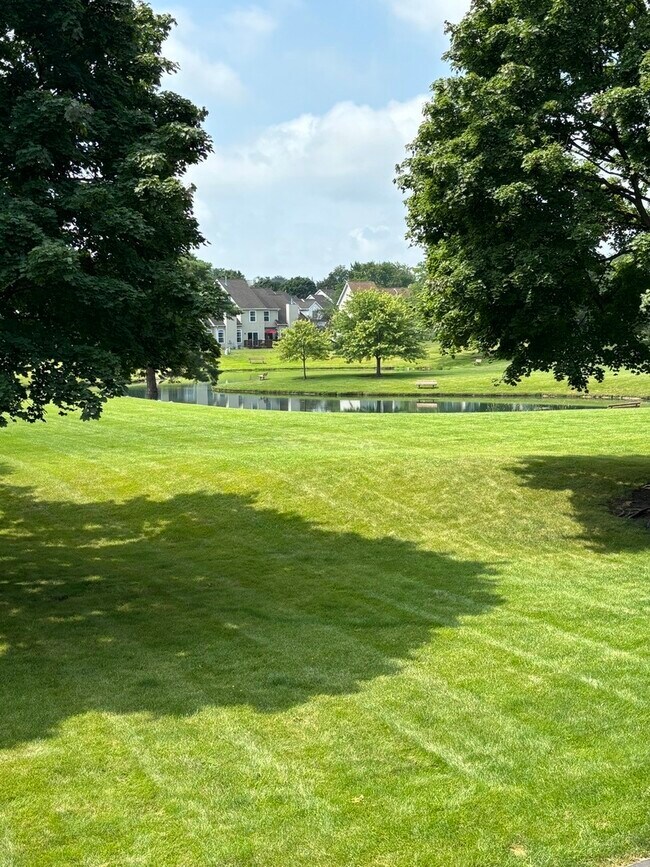 Building Photo - 13000 W Heiden Cir