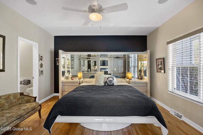 Building Photo - 91 Vista Dr