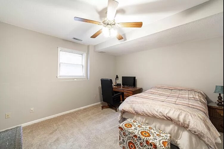 Building Photo - 4405 Fall River Dr