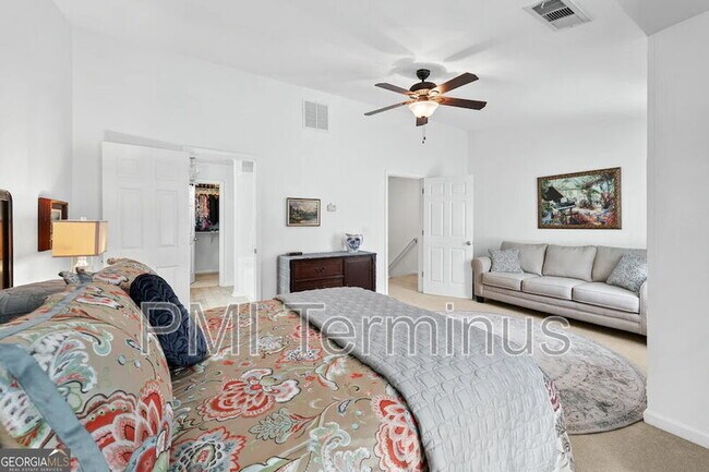 Building Photo - 1914 Lakeshore Overlook Cir NW