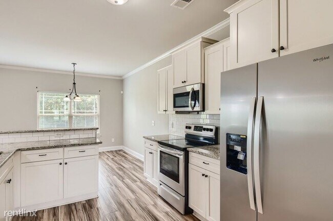 Building Photo - 4 br, 2.5 bath House - 309 Dandie Ln UNIT