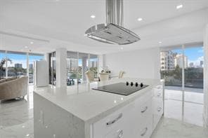 Building Photo - 18645 Turnberry Way