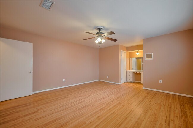 Building Photo - 7906 Braesview Ln