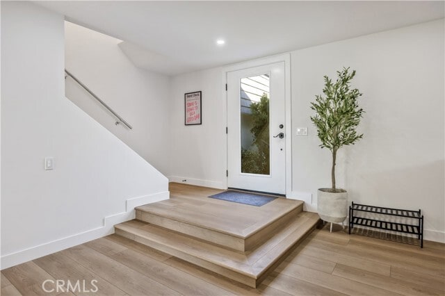 Building Photo - 25266 Pacifica Ave