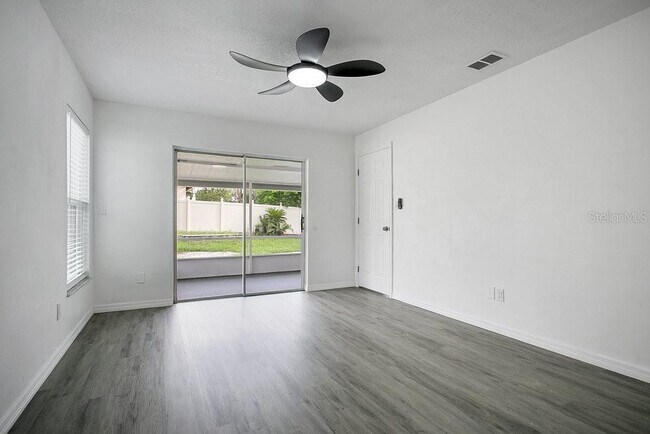 Building Photo - 50 Avalon Ct