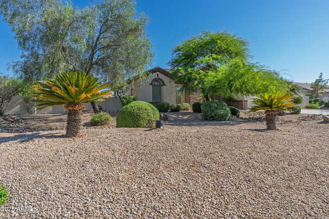 Building Photo - 17941 W Cheryl Dr