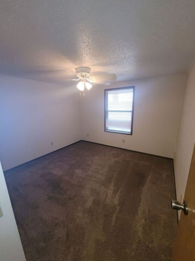 Building Photo - 446 Cedar Gate Ct