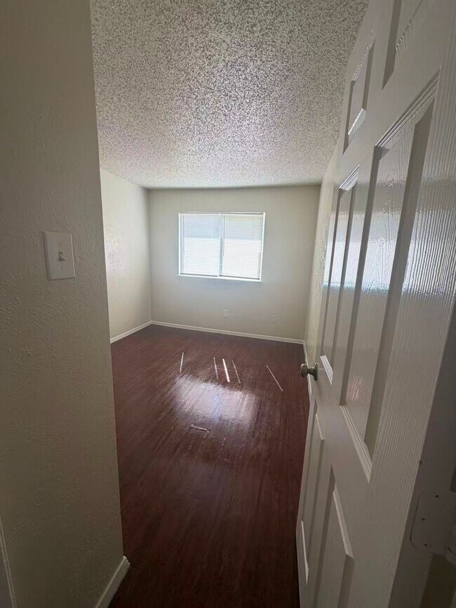 Building Photo - 1429 Whippoorwill Dr