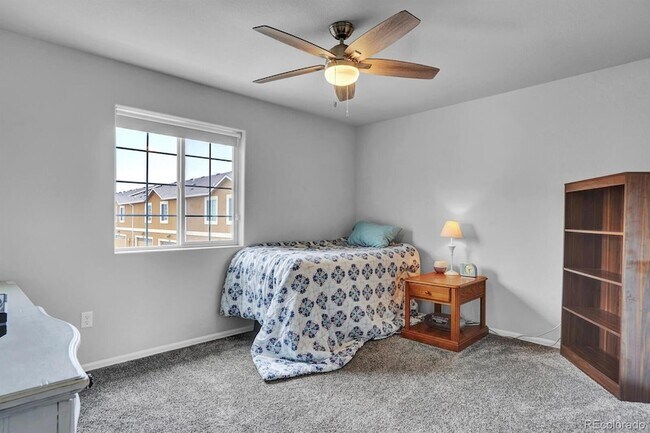 Building Photo - 7543 Red Fir Pt