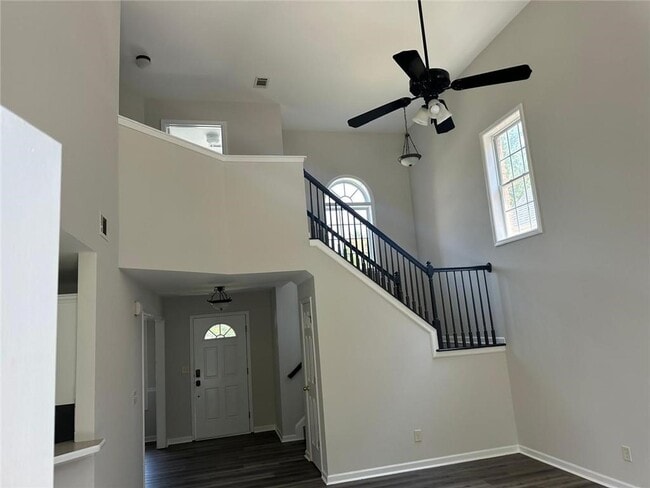 Building Photo - 6133 Mulberry Park Dr