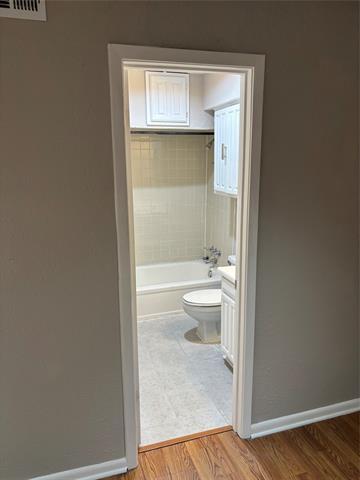 Building Photo - 3314 Douglas Ave