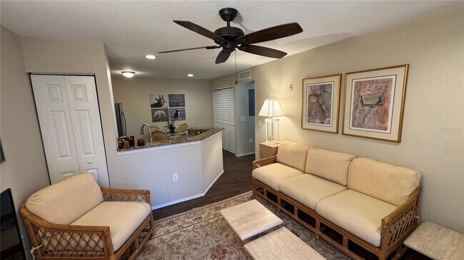 Building Photo - 850 S Tamiami Trl