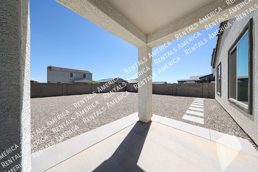 Building Photo - 18063 W Soft Wind Dr