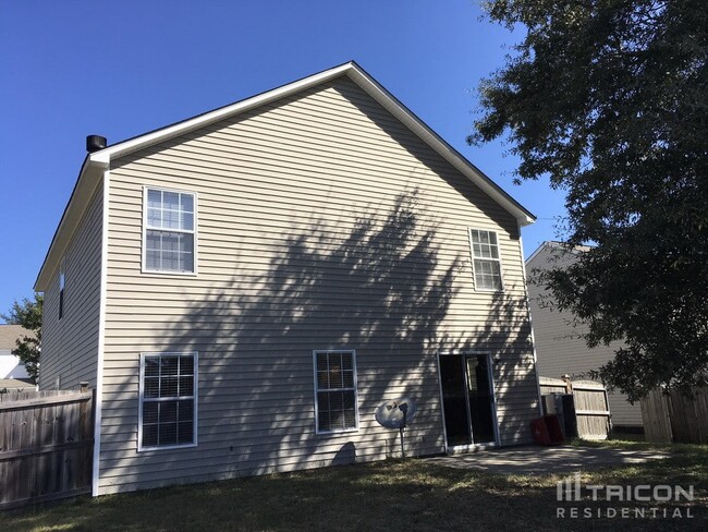 Building Photo - 845 Wickham Ln