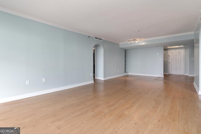 Building Photo - 2870 Pharr Ct S Northwest