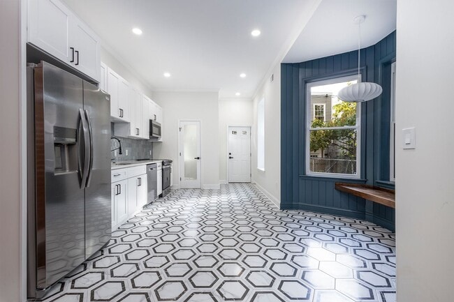 Building Photo - 1925 N 32nd St