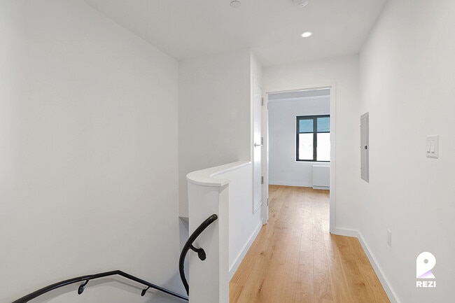 Building Photo - 80-20 134th St