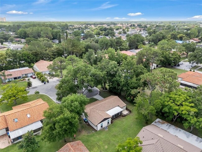 Building Photo - 10444 Kingbrook Ln