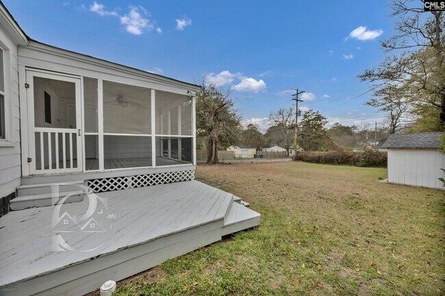 Building Photo - 711 S Prospect St