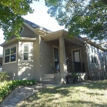 Building Photo - 447 Taylor Ave