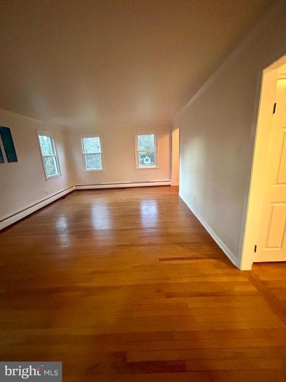 Building Photo - 1007 Jones Rd