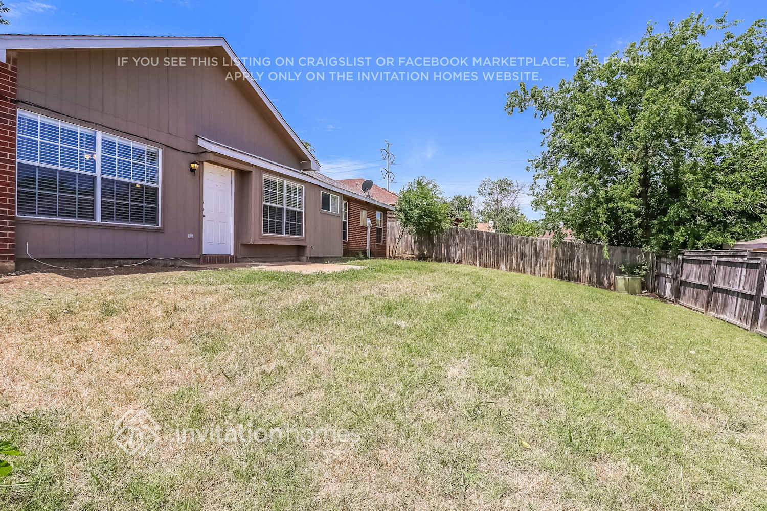 Building Photo - 1603 Barclay Dr