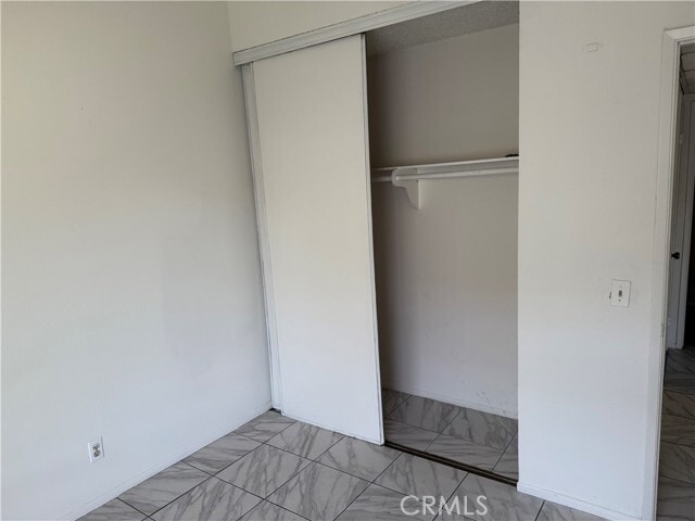 Building Photo - 1150 S Meadow Ln