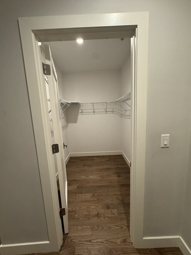 Building Photo - 9 Independence Ave