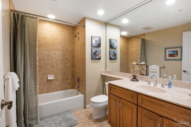 Building Photo - 608 Lost Key Dr