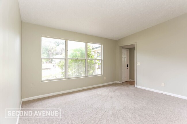 Building Photo - 8645 Samona Dr W