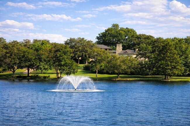 Building Photo - 2986 Buttonwood Dr