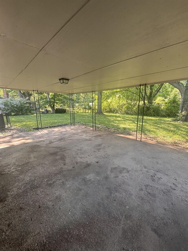 Building Photo - 4845 Ortie Dr