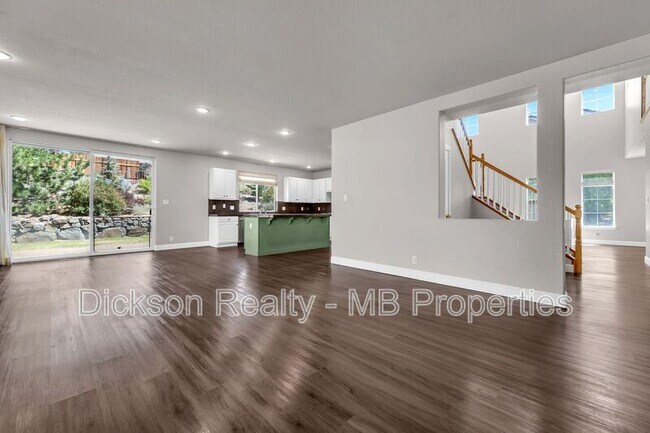 Building Photo - 7117 Heatherwood Dr