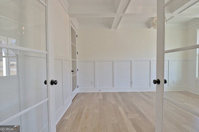 Building Photo - 255 Cicely Wy