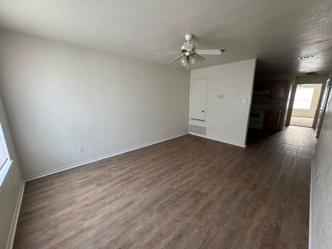 Building Photo - 3807 Pecos Dr